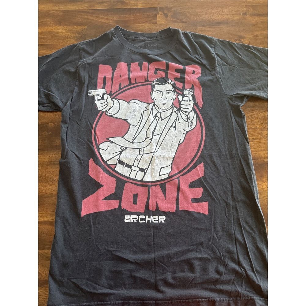 Archer T-Shirt, Funny‎ Cartoon, Classic Graphics, size Medium, Danger Zone Used